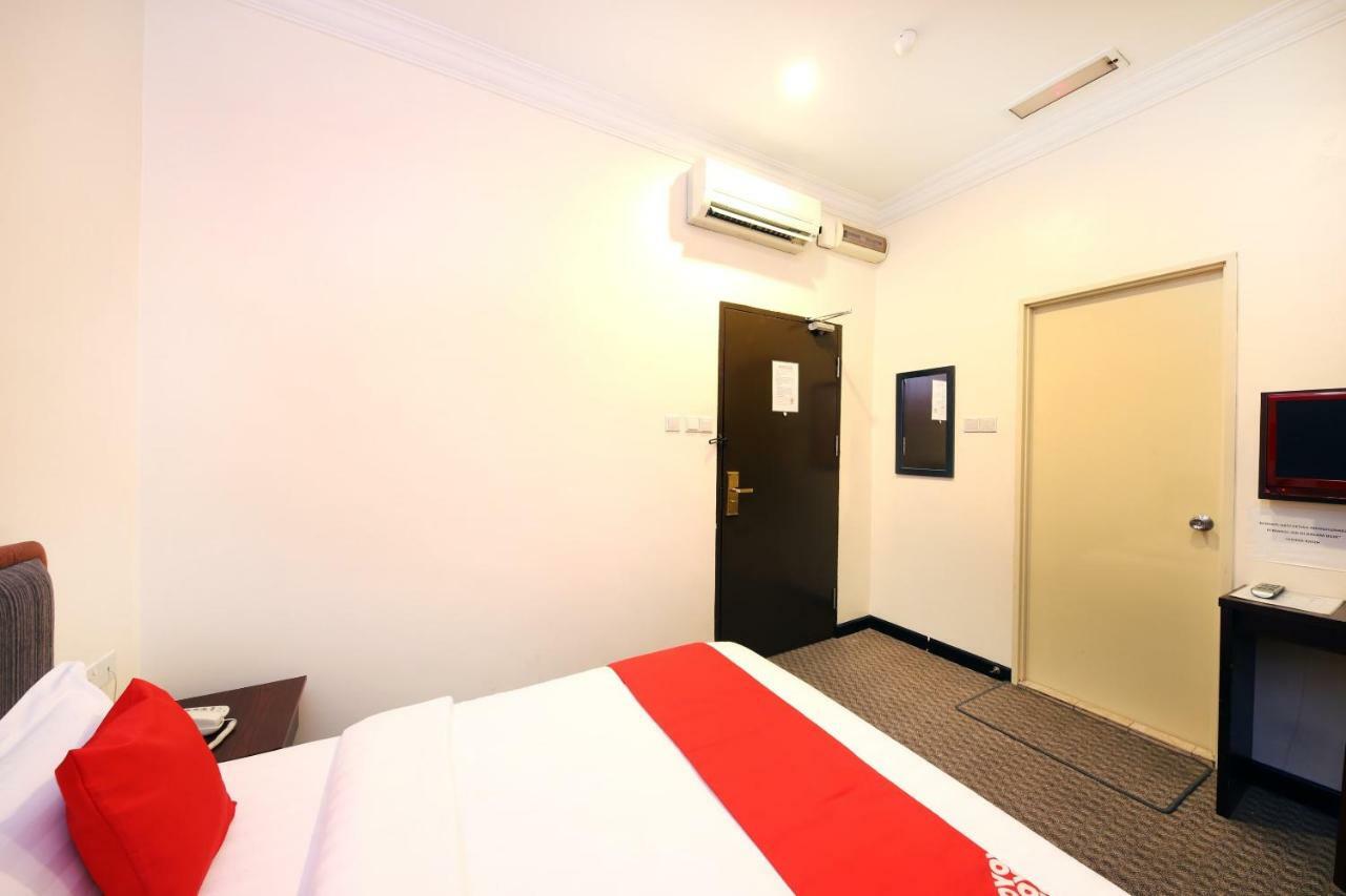 โอโย 750 คอมฟอร์ต โฮเต็ล Hotel โกตาคินาบาลู ภายนอก รูปภาพ