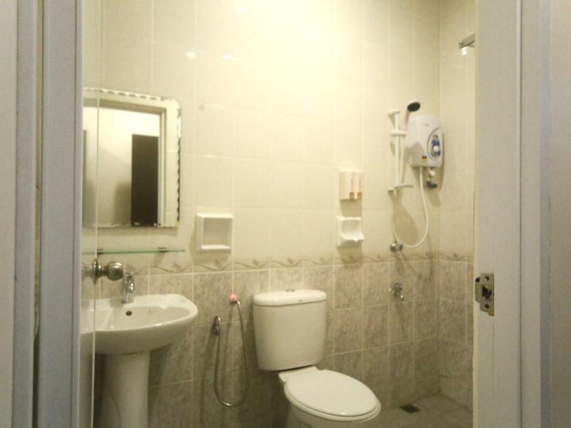 โอโย 750 คอมฟอร์ต โฮเต็ล Hotel โกตาคินาบาลู ภายนอก รูปภาพ